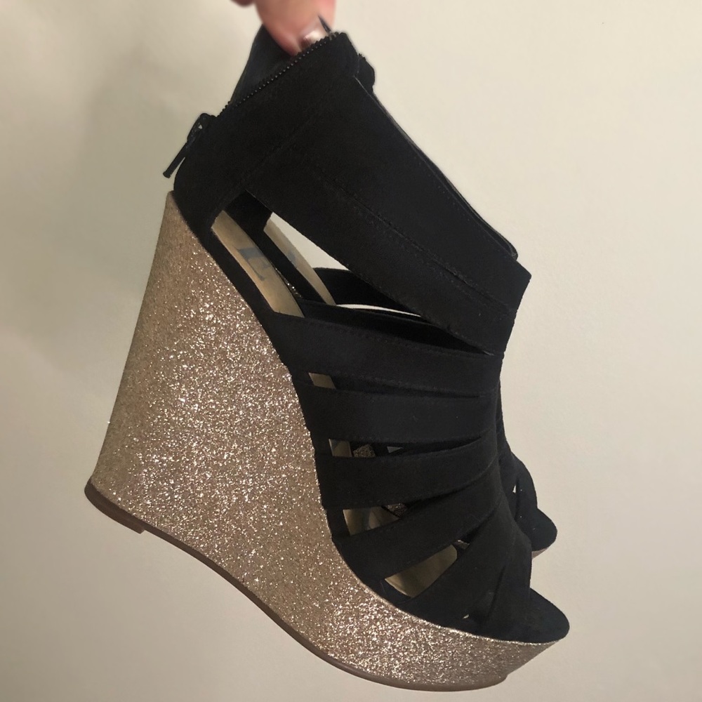 Black & Gold Glitter Wedges